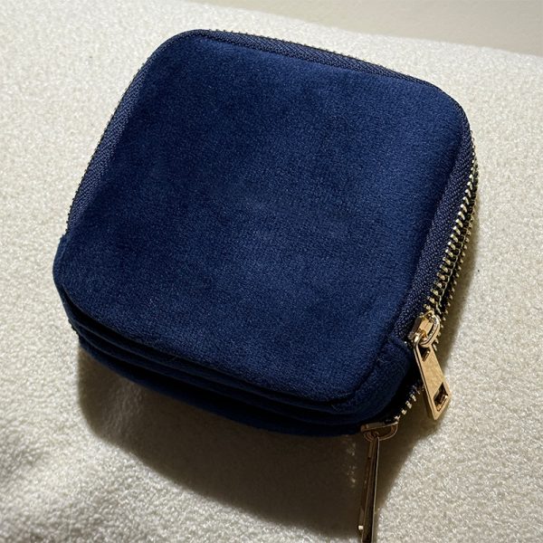 O1CN01cKq8MS1UTkkRS2C4V_2219559902519-0-cib.jpg High-end multi-layer jewelry storage bag bracelet bracelet storage bag jewelry bag vintage portable jewelry bag